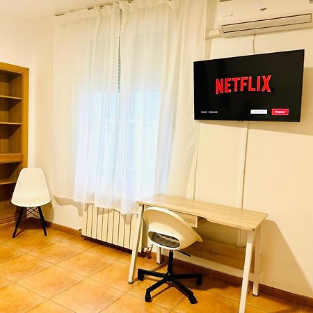 Ch Rayuela Hotel Madrid Ngoại thất bức ảnh