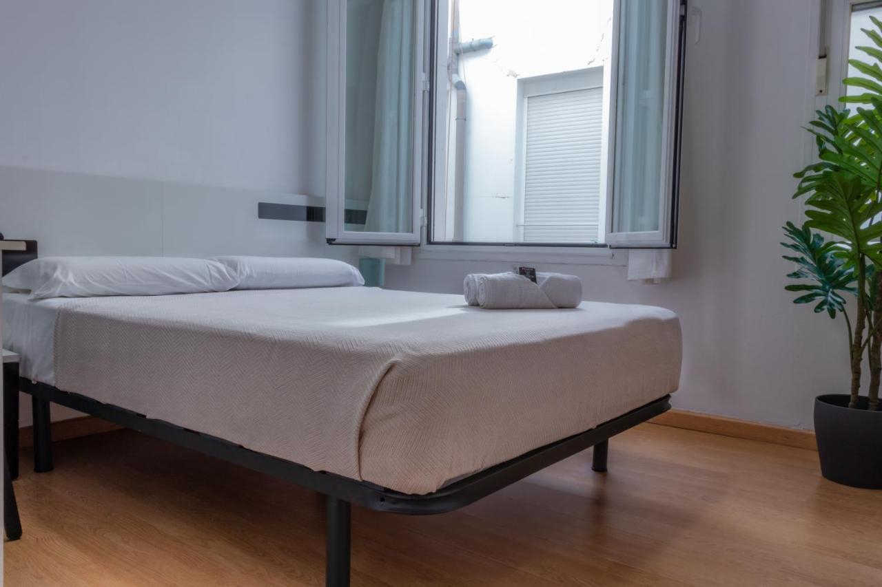 Ch Rayuela Hotel Madrid Ngoại thất bức ảnh