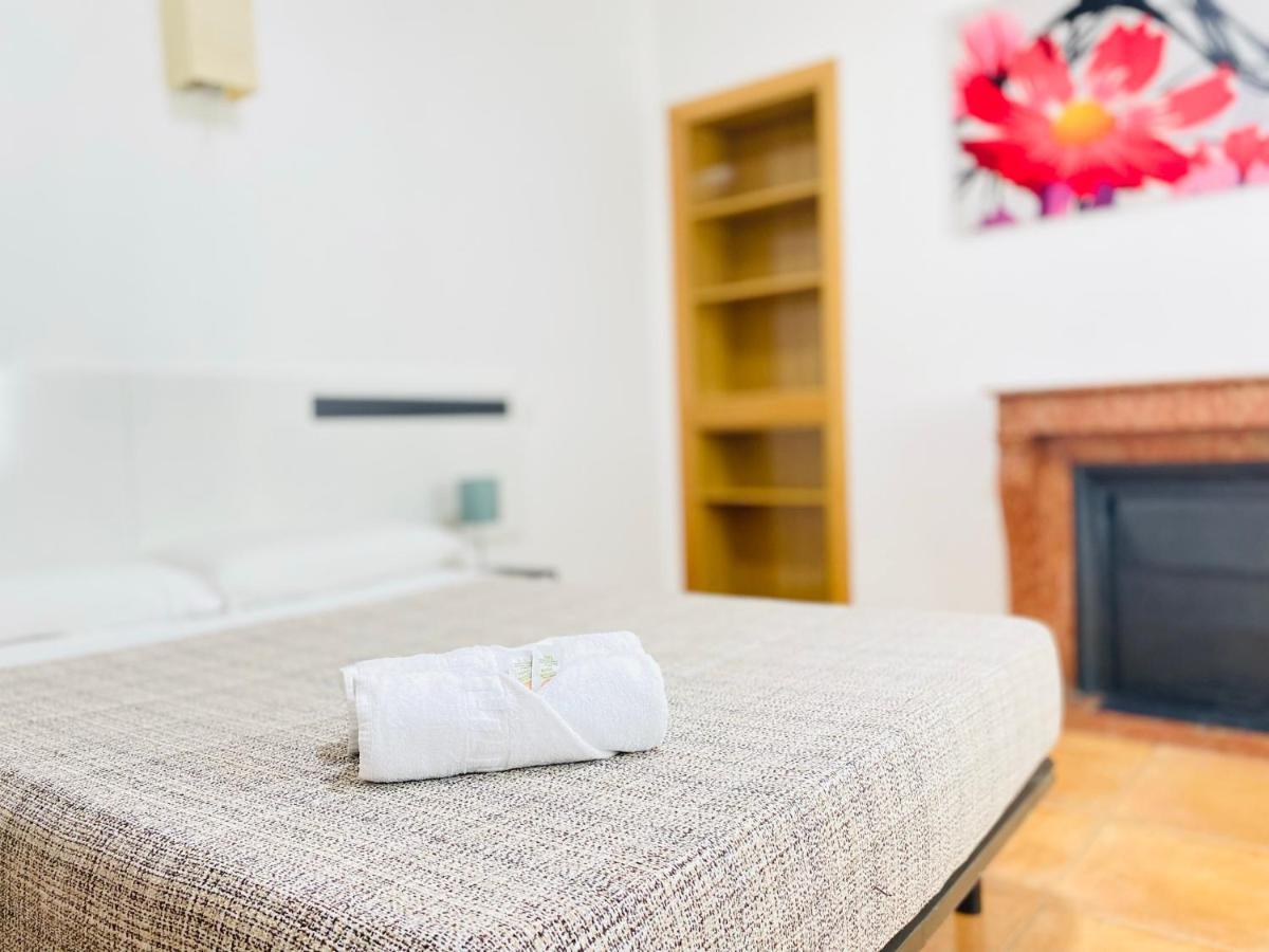 Ch Rayuela Hotel Madrid Ngoại thất bức ảnh