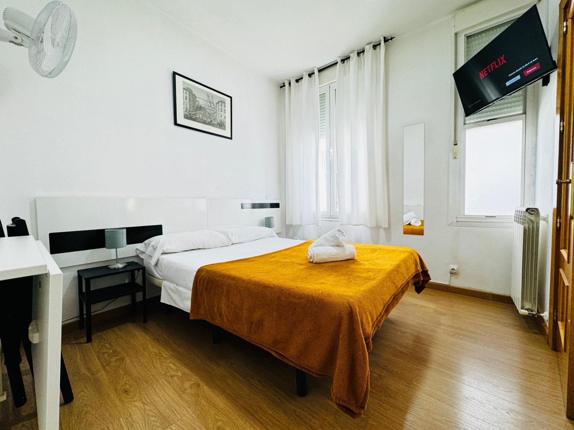 Ch Rayuela Hotel Madrid Ngoại thất bức ảnh