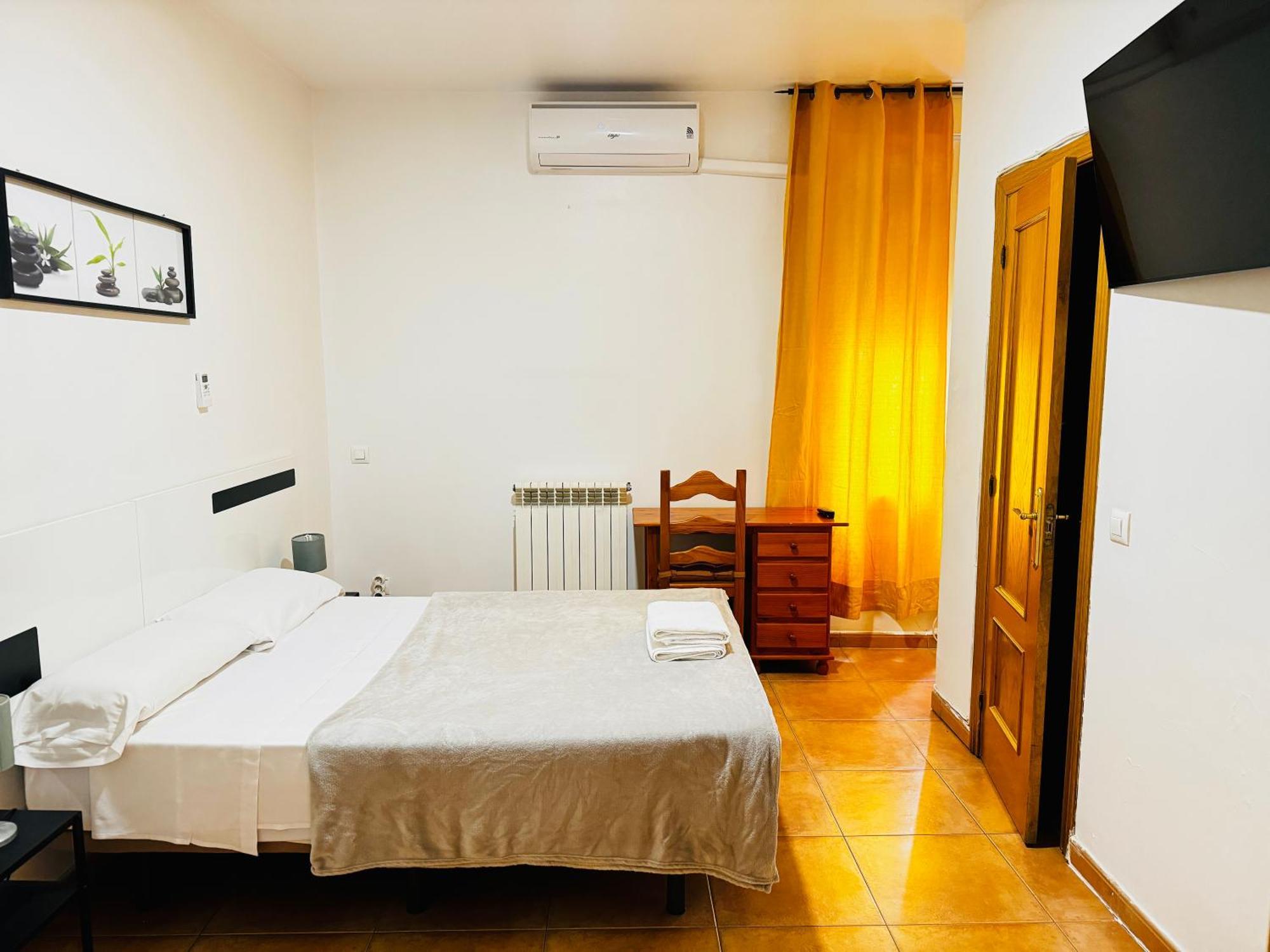 Ch Rayuela Hotel Madrid Ngoại thất bức ảnh